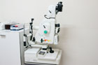 眼底カメラ　眼底疾患の診断、治療や病状の経過を検査します。